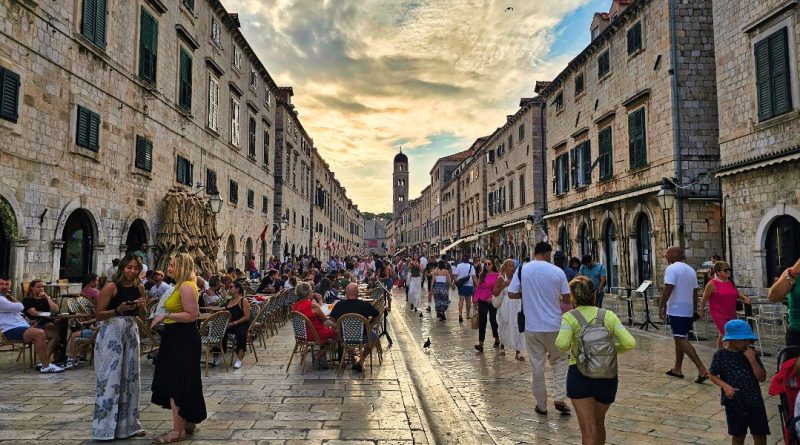 Dubrovnik, la joya del Adriático que combina historia medieval, playas y turismo sostenible